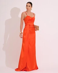 Vestido de Festa Longo Cetim Alfaiataria Fenda Drapeada Laranja
