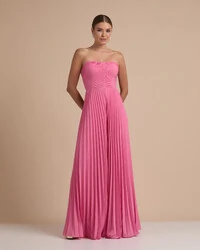 Macacão de Festa Longo Crepe Chiffon Tomara que Caia Plissado com Lenço Rosa