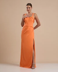 Vestido de Festa Longo Alfaiataria Decote Coração com Alças e Fenda Laranja