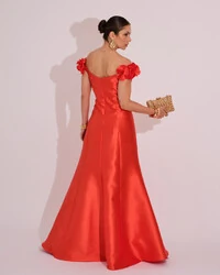 Vestido Longo de Festa Zibeline Ombro a Ombro com Flores e Fenda Laranja