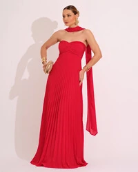 Vestido de Festa Longo Tomara que Caia Plissado com Lenço Vermelho Escuro