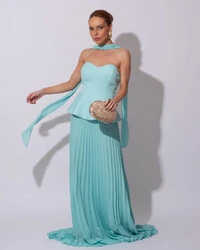 Vestido de Festa Longo Alfaiataria Tomara que Caia Saia Plissada e Lenço Tiffany