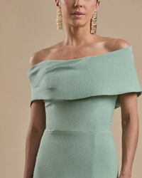 Vestido de Festa Longo Alfaiataria Ombro a Ombro com Babado Cascata Verde Menta