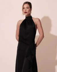 Vestido Longo de Festa Cetim Fluido Gola Alta e Babado Cascata Preto