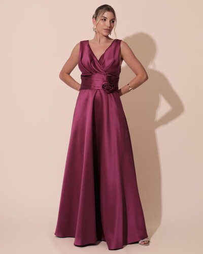 Foto Vestido de Festa Longo Plus Size Zibeline Faixa e Flor Fúcsia Beterraba