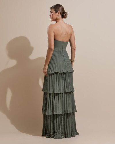 FotoVestido de Festa Longo Tomara que Caia Crepe Chiffon Plissado Camadas Verde Oliva