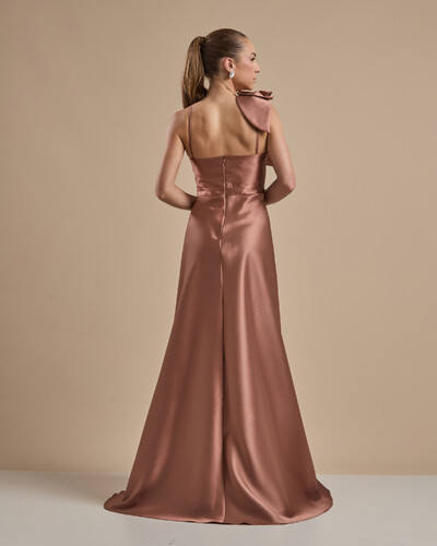 FotoVestido de Festa Longo em Zibeline com Laço Removível Mocha Mousse