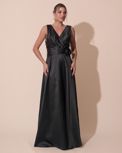 Foto Vestido de Festa Longo Plus Size Zibeline Faixa e Flor Preto