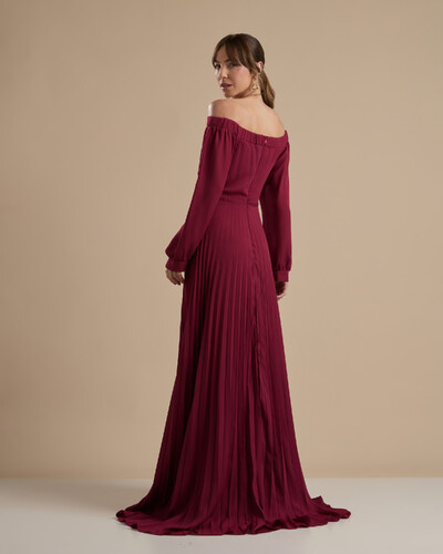 FotoVestido de Festa Longo Crepe Chiffon Plissado Ombro a Ombro Cereja
