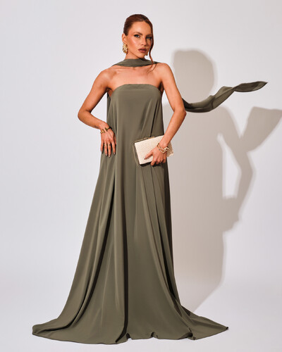 Foto Vestido de Festa Longo Crepe Tomara que Caia com Lenço Verde Oliva
