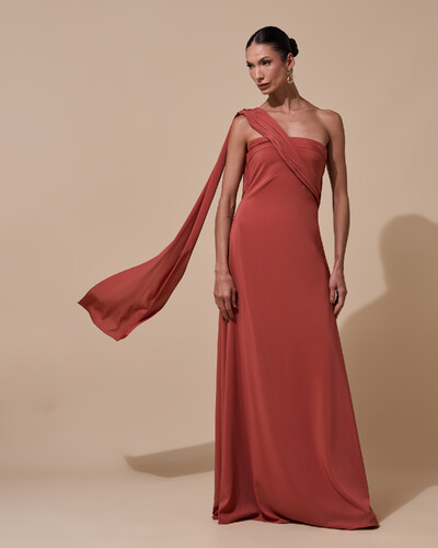 Foto Vestido de Festa Longo Tomara que Caia Crepe Chiffon Lenço Drapeado Costas Trançada Terracota