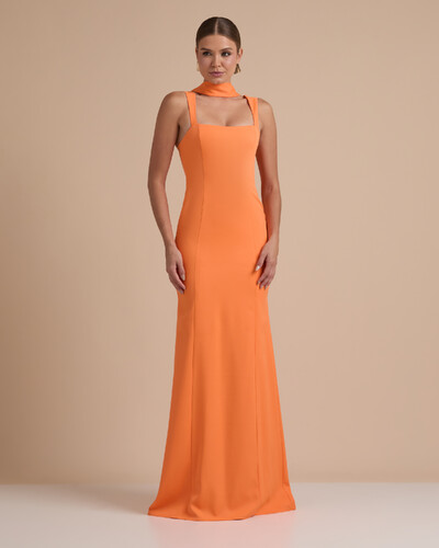 Foto Vestido de Festa Longo Alfaiataria Alça Larga e Lenço Laranja
