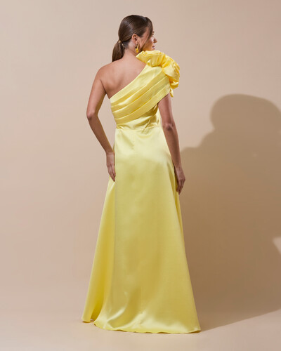 FotoVestido de Festa Longo Zibeline um Ombro Só Flor Drapeado Amarelo Manteiga