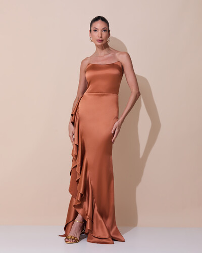 Foto Vestido de Festa Longo Tomara que Caia Cetim Babado Fenda Mocha Mousse