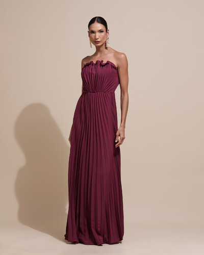 Foto Vestido de Festa Longo Tomara que Caia Plissado Detalhe Marsala