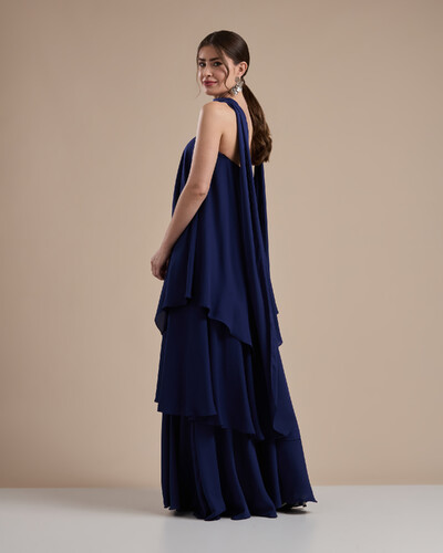 FotoVestido de Festa Longo Chiffon Crepe em Camadas com Lenço Azul Marinho