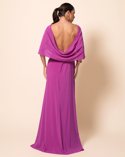 FotoVestido de Festa Longo Crepe Chiffon com Capa e Degagê nas Costas Fúcsia
