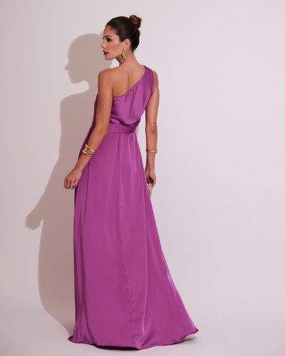 FotoVestido Longo um Ombro com Busto Blousê e Fenda Fúcsia