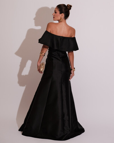 FotoVestido de Festa Longo Ombro a Ombro Zibeline com Babado Preto