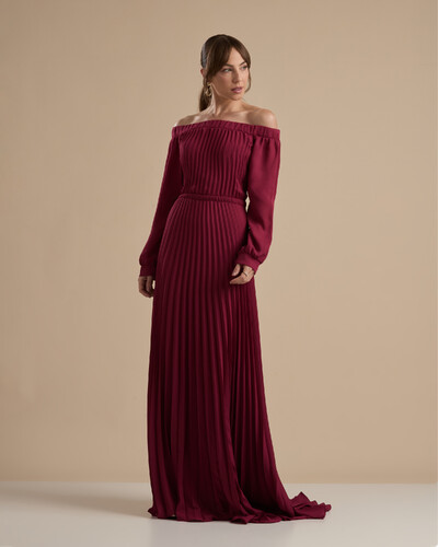 Foto Vestido de Festa Longo Crepe Chiffon Plissado Ombro a Ombro Cereja