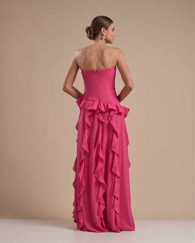 Foto Vestido de festa Longo Tomara que Caia Crepe Chiffon com Bababos Cascata e Fenda Pink New