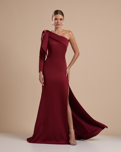 Foto Vestido de Festa com Laço de Um Ombro em Alfaiataria Fenda Marsala