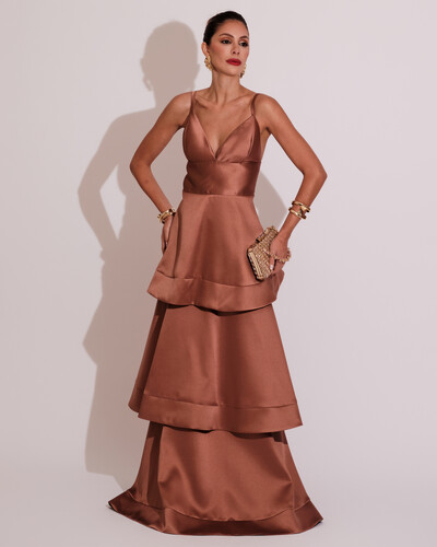 Foto Vestido de Festa Longo Zibeline em Camadas Decote em V com Alças Mocha Mousse