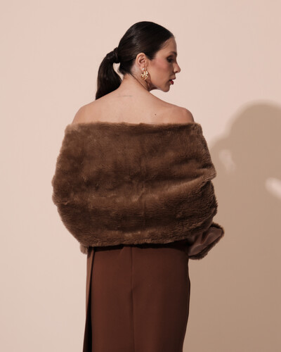 FotoEstola Mocha Mousse Fake Fur