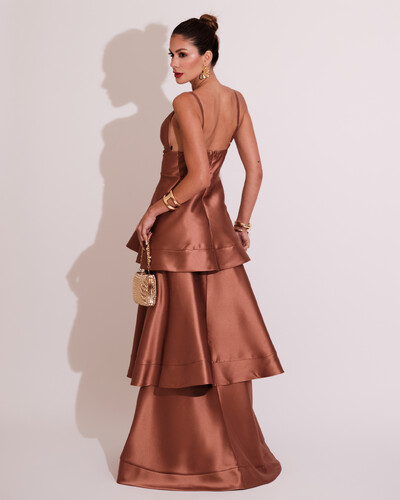 FotoVestido de Festa Longo Zibeline em Camadas Decote em V com Alças Mocha Mousse
