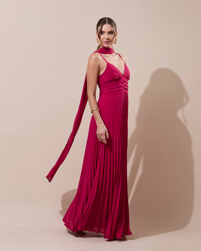 Foto Vestido de Festa Longo Plissado Crepe Chiffon com Alça e Lenço Cereja