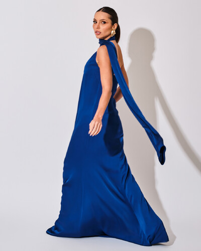 FotoVestido de Festa Longo Cetim Fluido Um Ombro Só Lenço Fixo Azul Royal