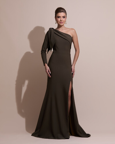 Foto Vestido de Festa com Laço de Um Ombro em Alfaiataria Fenda Verde Oliva