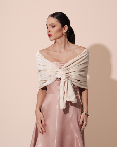 Foto Estola Veludo Bege