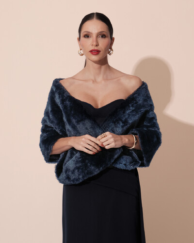 Foto Estola Azul Marinho Fake Fur