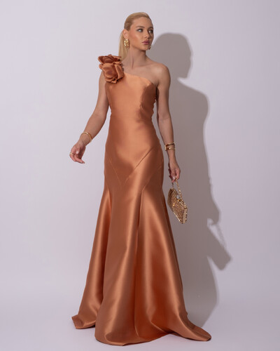 Foto Vestido de Festa Longo Zibeline um Ombro Só Flor Removível Saia Sereia Mocha Mousse