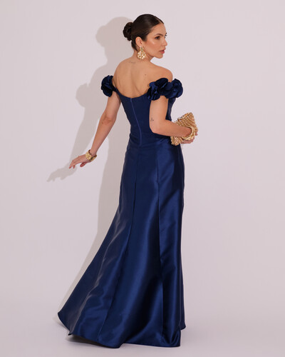 FotoVestido Longo de Festa Zibeline Ombro a Ombro com Flores e Fenda Azul Marinho