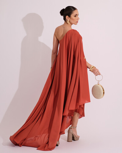 FotoVestido de Festa um Ombro com Capa Crepe Fluido Terracota