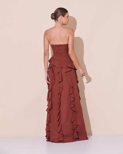 Foto Vestido de festa Longo Tomara que Caia Crepe Chiffon com Babados Cascata e Fenda Marrom New