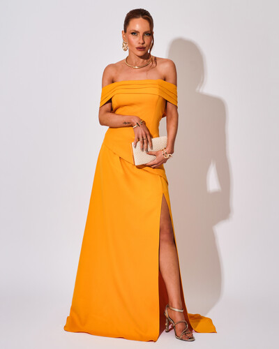 Foto Vestido de Festa Longo Alfaiataria Ombro a Ombro Drapeado com Fenda Laranja manga