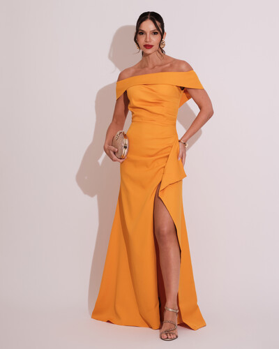 Foto Vestido de Festa Longo Ombro a Ombro com Fenda em Alfaiataria Mango Sorbet