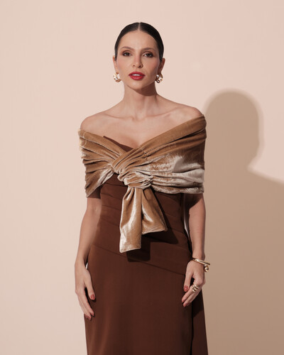 Foto Estola Veludo Dourado