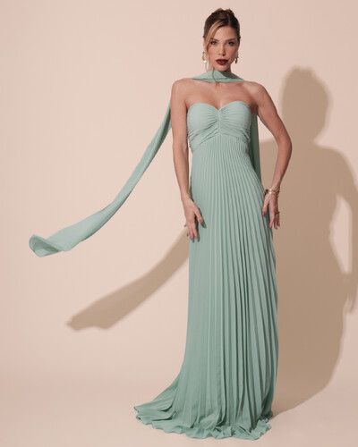 Foto Vestido de Festa Longo Tomara que Caia Plissado com Lenço Verde Menta