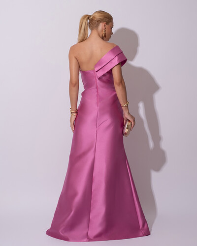 FotoVestido de festa Longo Zibeline Faixa Drapeada Ombro e Fenda Rosa