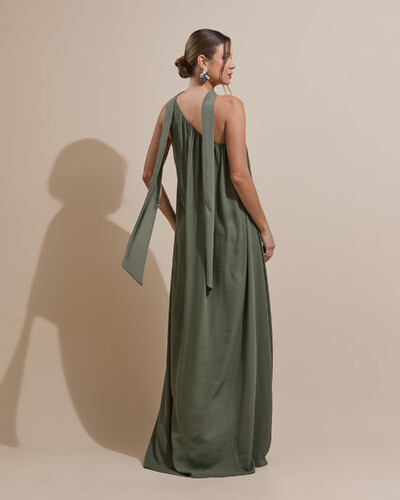 FotoVestido de Festa Longo Crepe Fluido um Ombro Só com Lenço Verde Oliva