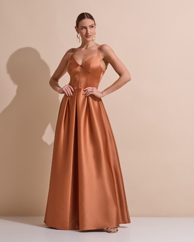 Foto Vestido de Festa Longo Alça Fina Decote V Cetim Saia Evasê Mocha Mousse