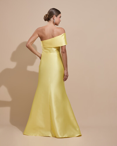 FotoVestido de Festa Zibeline com Faixa Ombro a Ombro Amarelo Manteiga