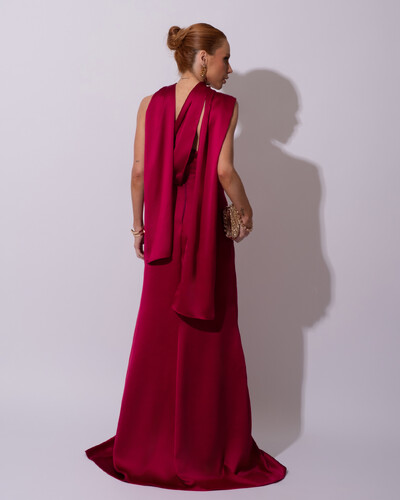 FotoVestido de Festa Longo Cetim Alfaiataria Tomara que Caia com Faixa Lenço Beterraba