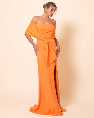 Foto Vestido de Festa Longo Alfaiataria Ombro a Ombro Laço e Fenda Laranja