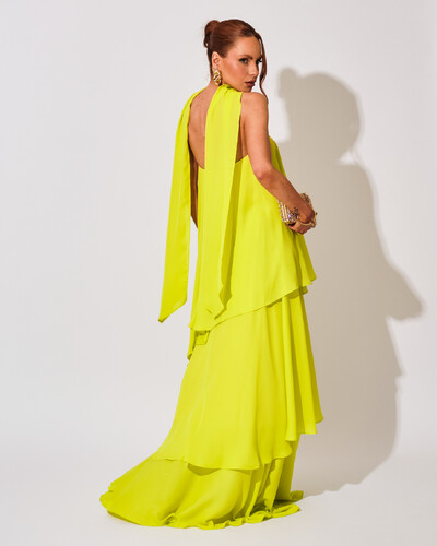 FotoVestido de Festa Longo Chiffon Crepe em Camadas com Lenço Verde Lima