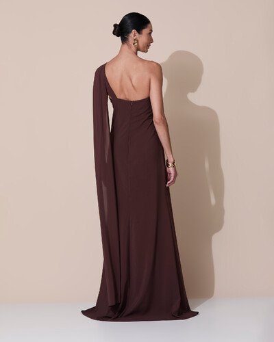 Foto Vestido de Festa Longo Crepe Chiffon Um Ombro Só Drapeado Marrom